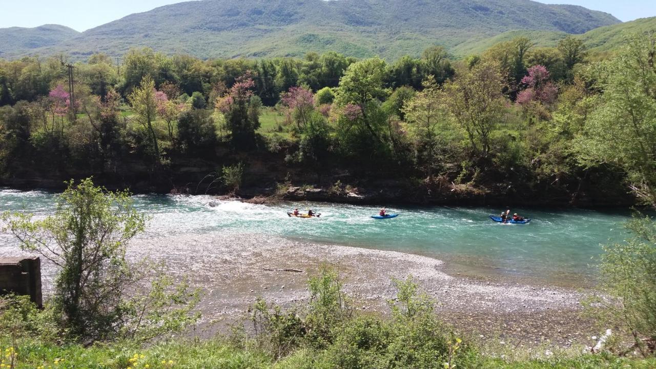 Bourazani Wild Life Resort Konitsa Eksteriør bilde